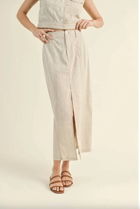 Casually Longc Skirt In Oatmeal Matte Texture button detail