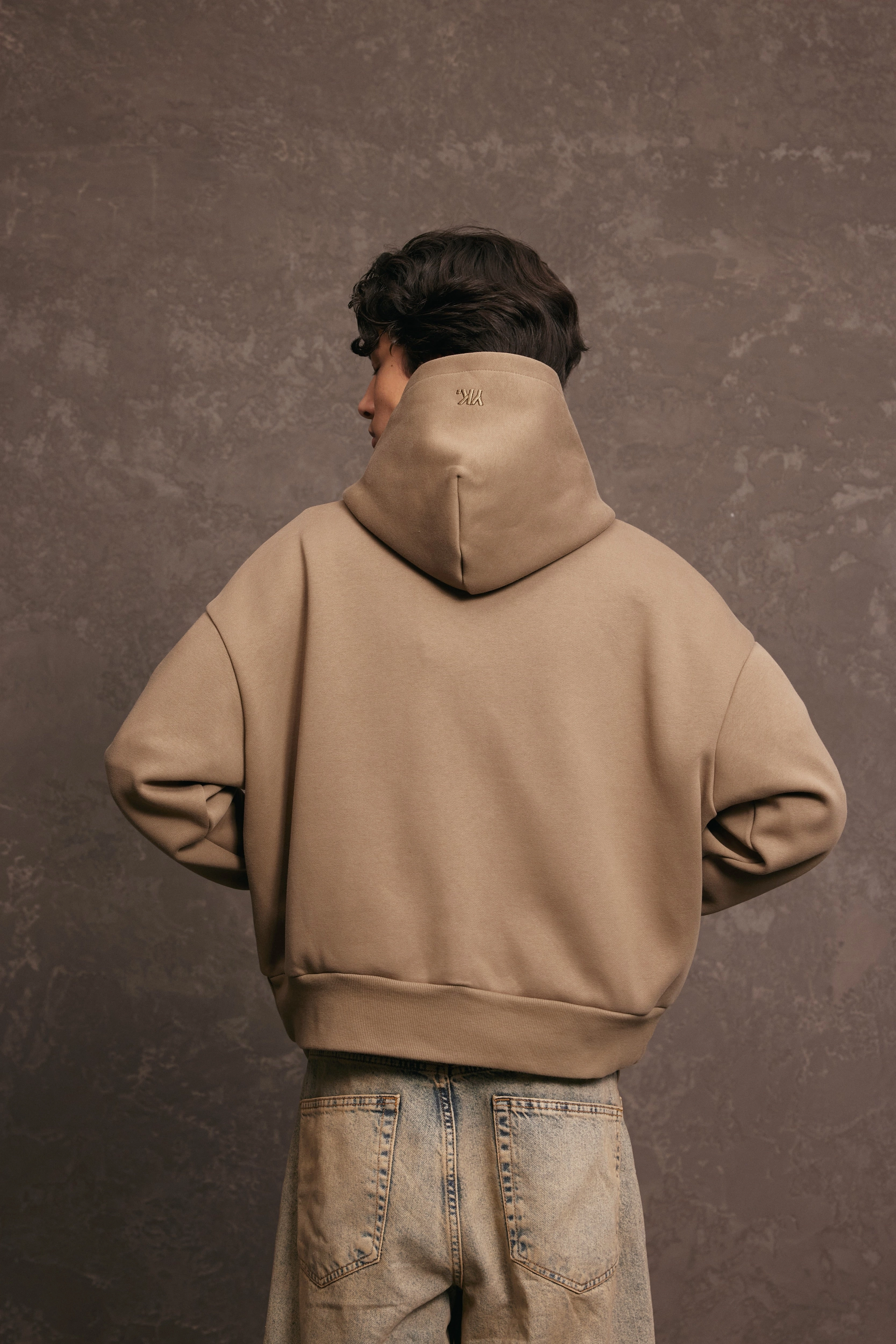 Minimalist Stitching Lightweight Material Nothing Zip Up Hoodie | Taupe