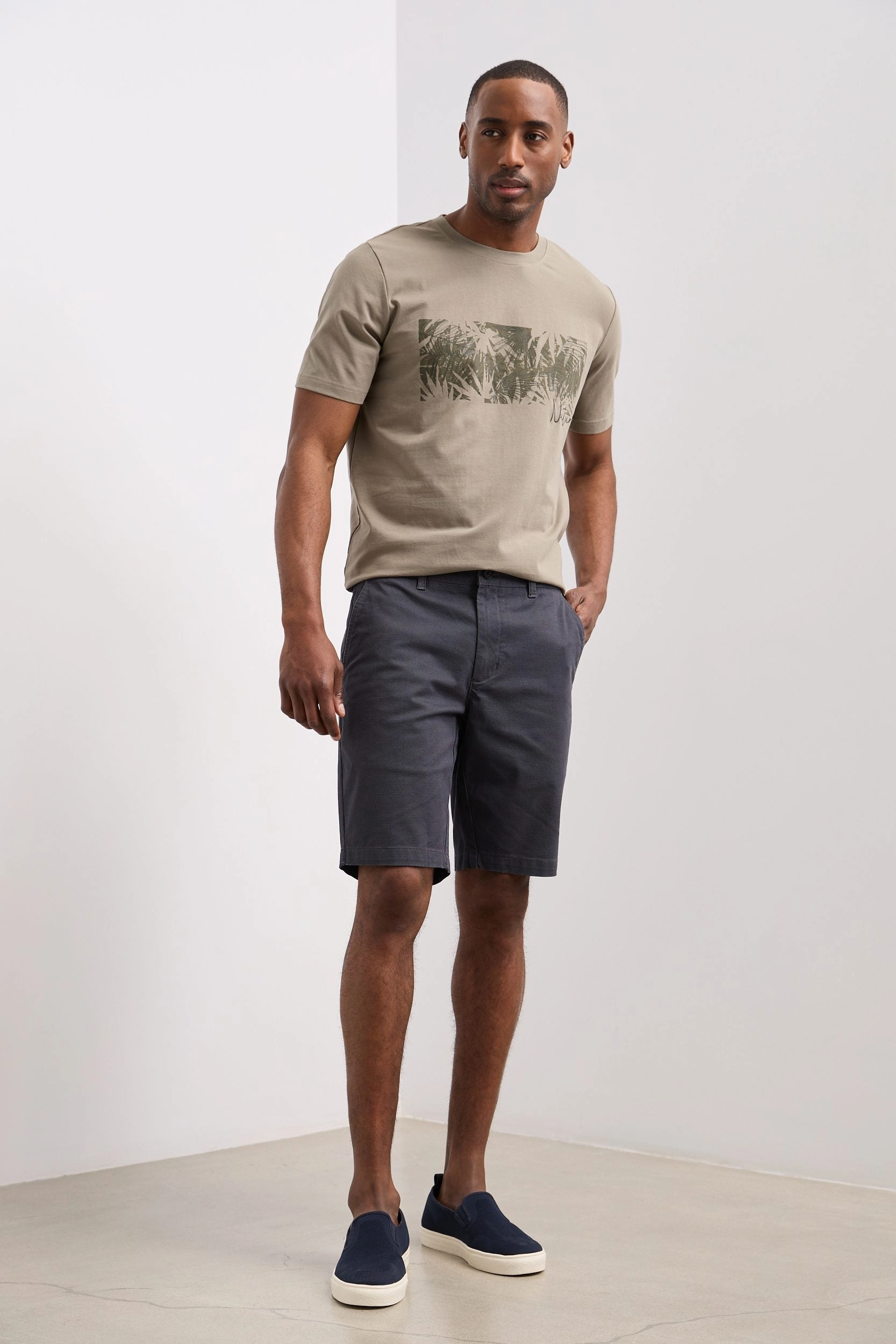 Chino-look paisley print bermuda shorts Summer Wardrobe