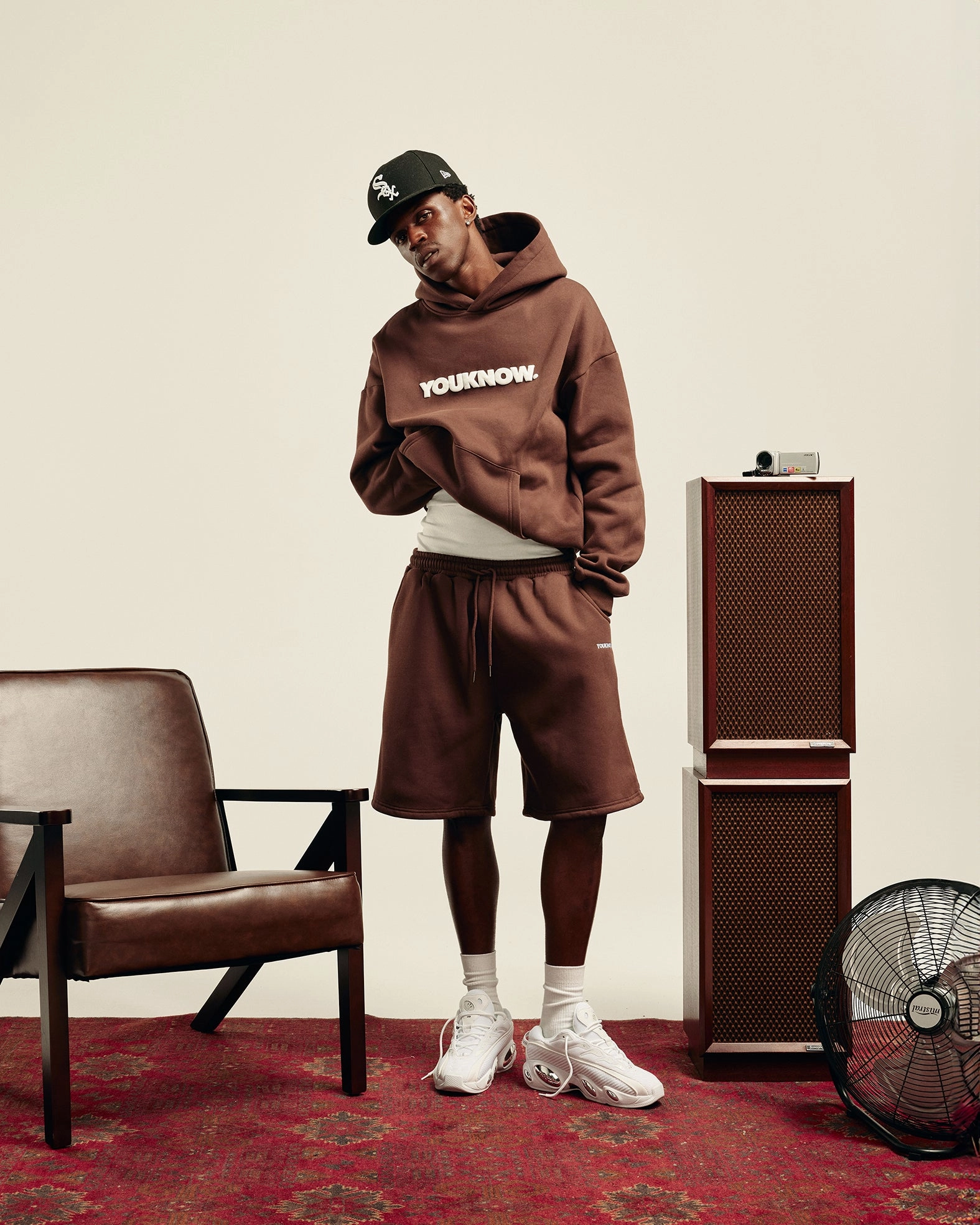 BLOCK SHORTS | Brown art industry sequined details