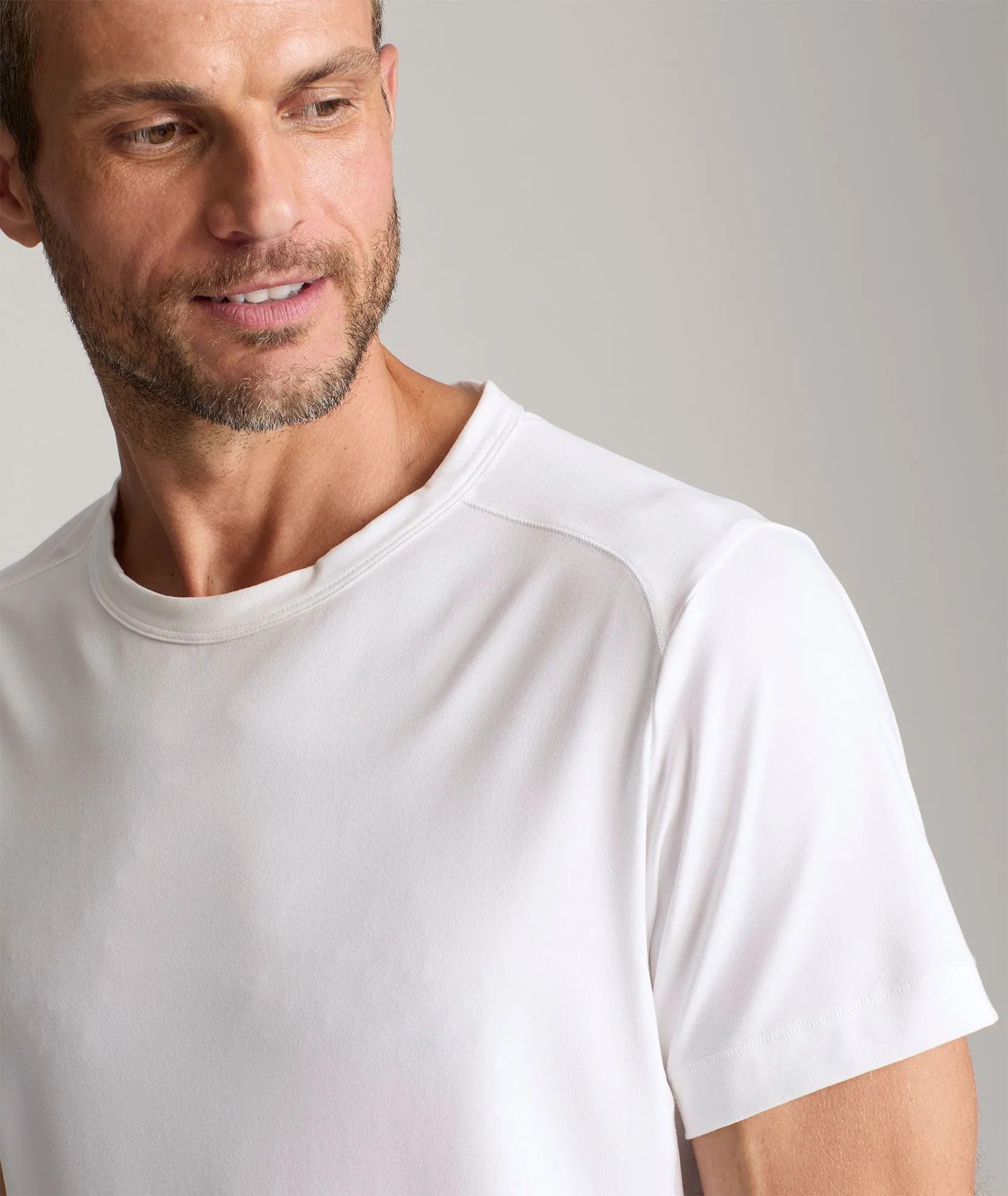 Fresh Outfit Odor-resistant Performance Tee