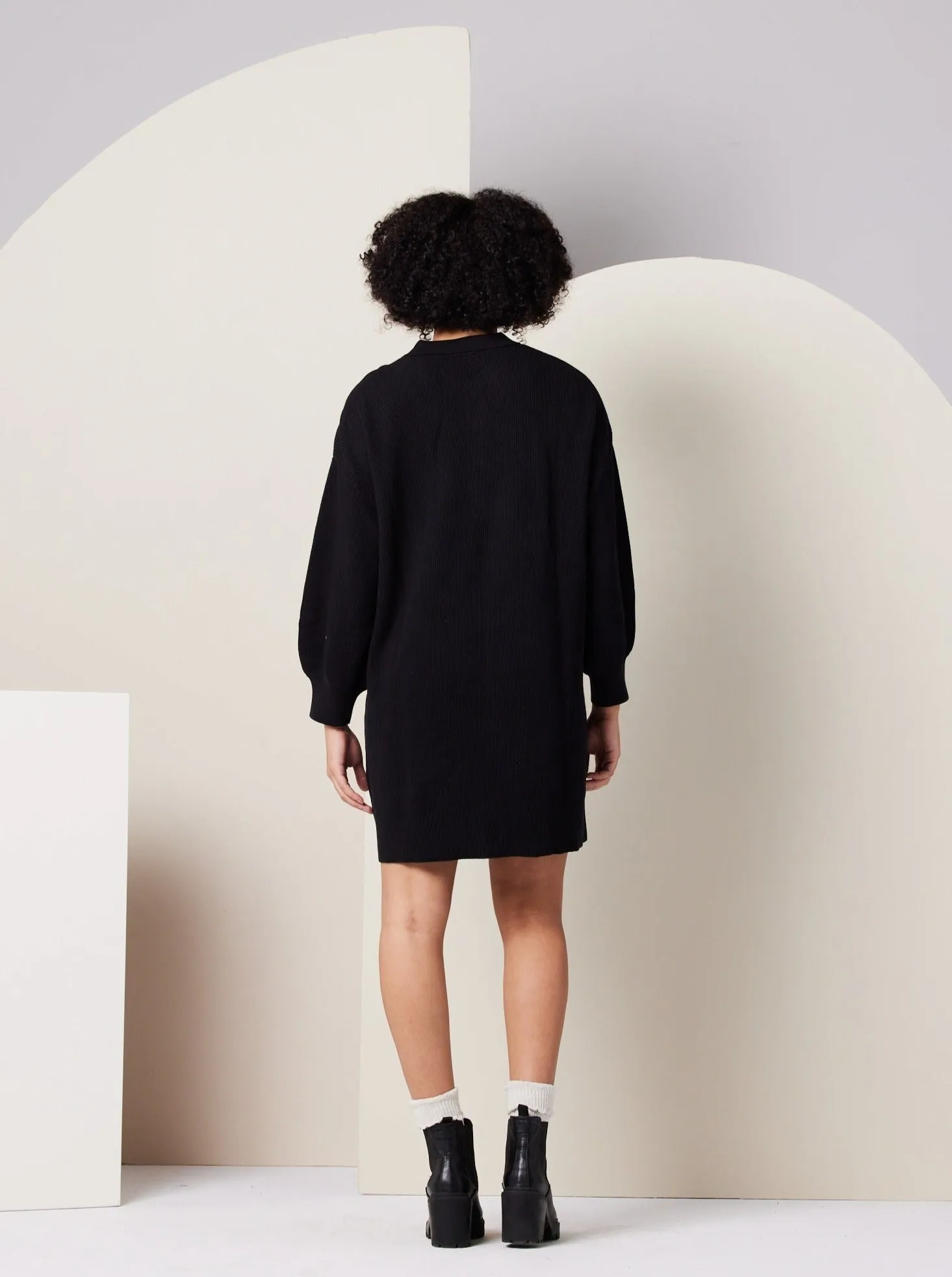 Modern Casual Look Griffin Sweater Dress - Black