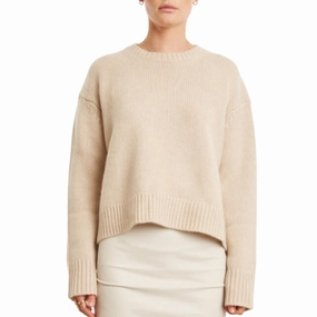 Layered Must-Have Layered Fashion Heavy Cashmere Sweater In Wheat