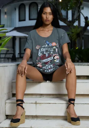 All-Day Wear Stylish Wearable HEARTBREAKER TEE RAW GREY