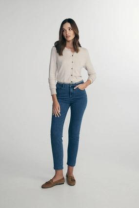 High waist jeans with embroidery details Abrasion Resistant Fabric