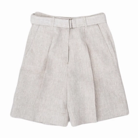 Everyday Comfort High-Waisted Beige Shorts With Permanent Pleat