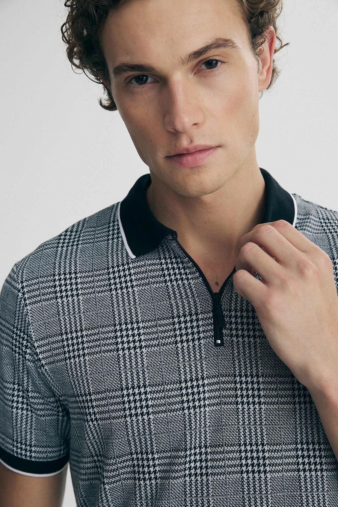 Houndstooth zip polo Light Layer OdorControl Treatment