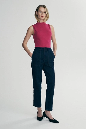 Daily Fit Chill Outfit Relaxed Style Earthy Casual carrot jeans