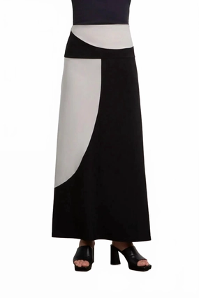 Clean Finish Suede Feel Colour Block A-Line Skirt In Sand/black