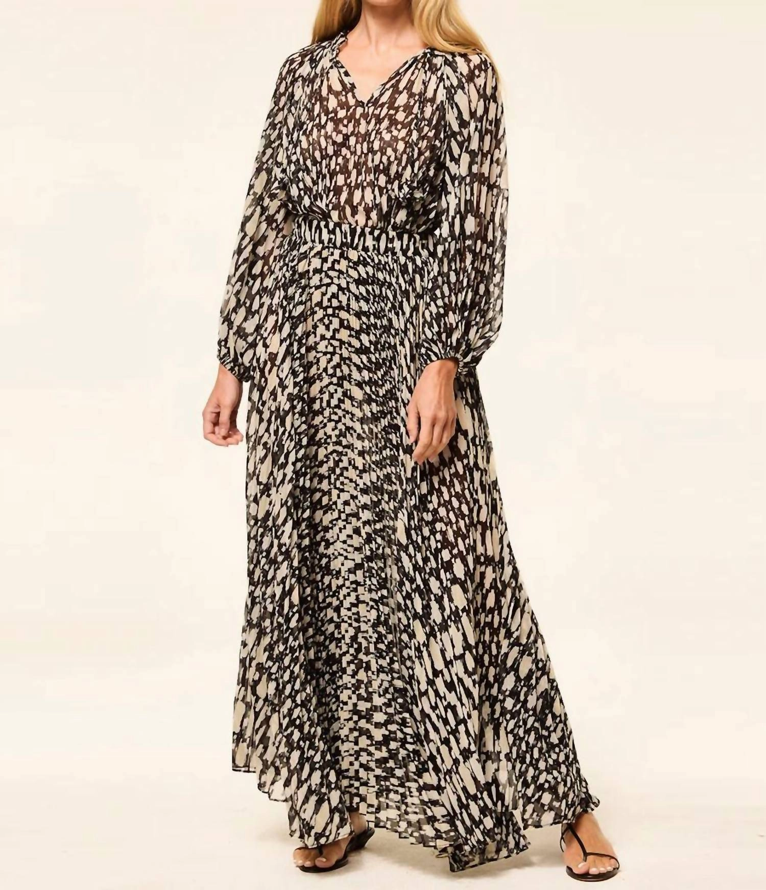 Smooth Finish Ilona Skirt In Abstract Geo Chiffon