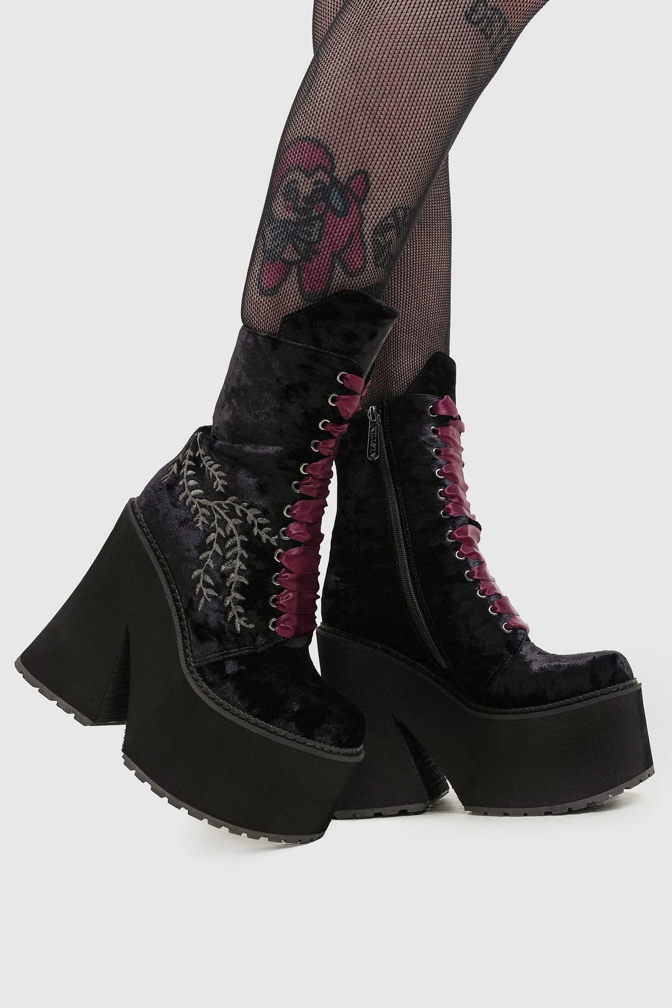 Heavy Weather In A Phase Boots