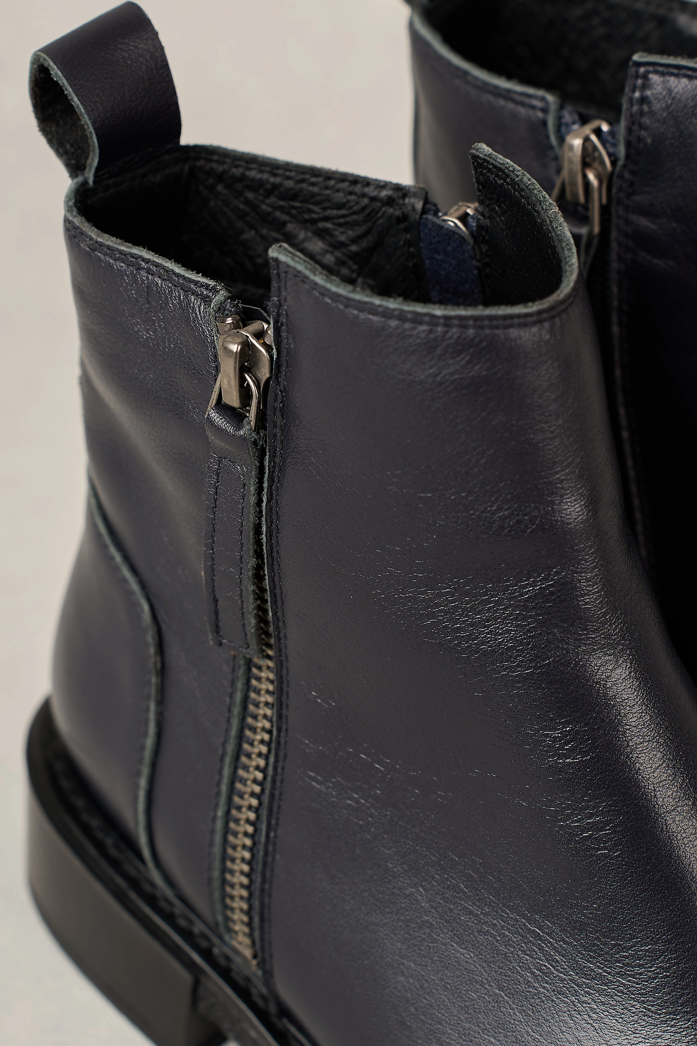 Rugged Built Morning Walk Inca Double Zip Boot - Ink