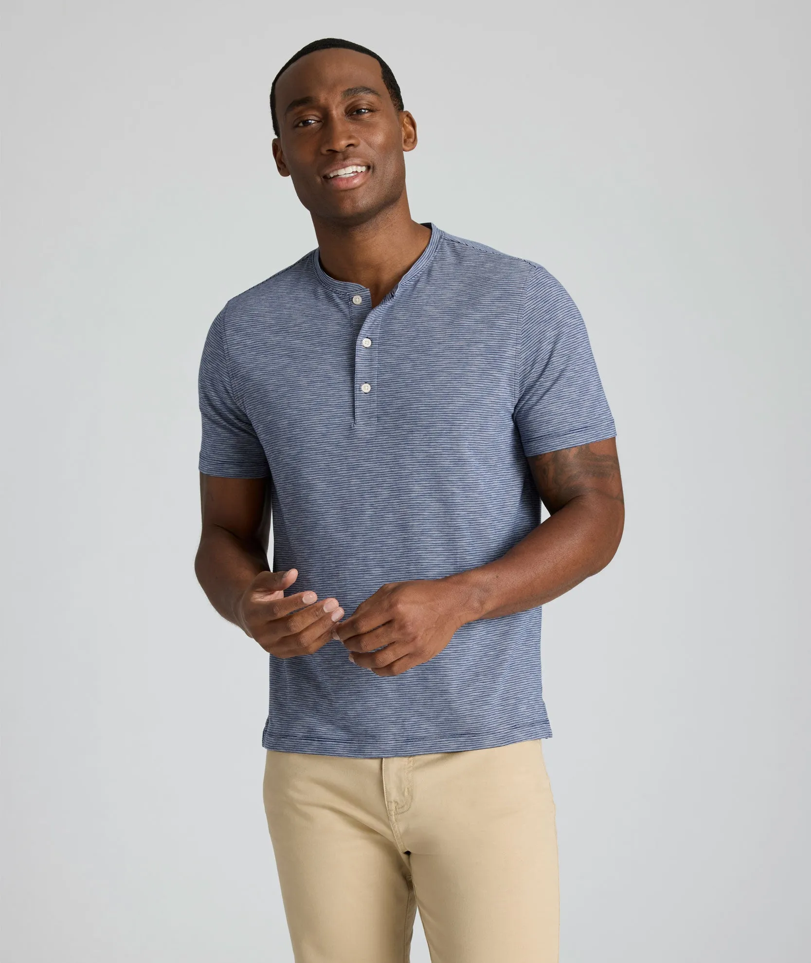 Stylish piece Seasonal Staple Jersey Slub Short-Sleeve Henley
