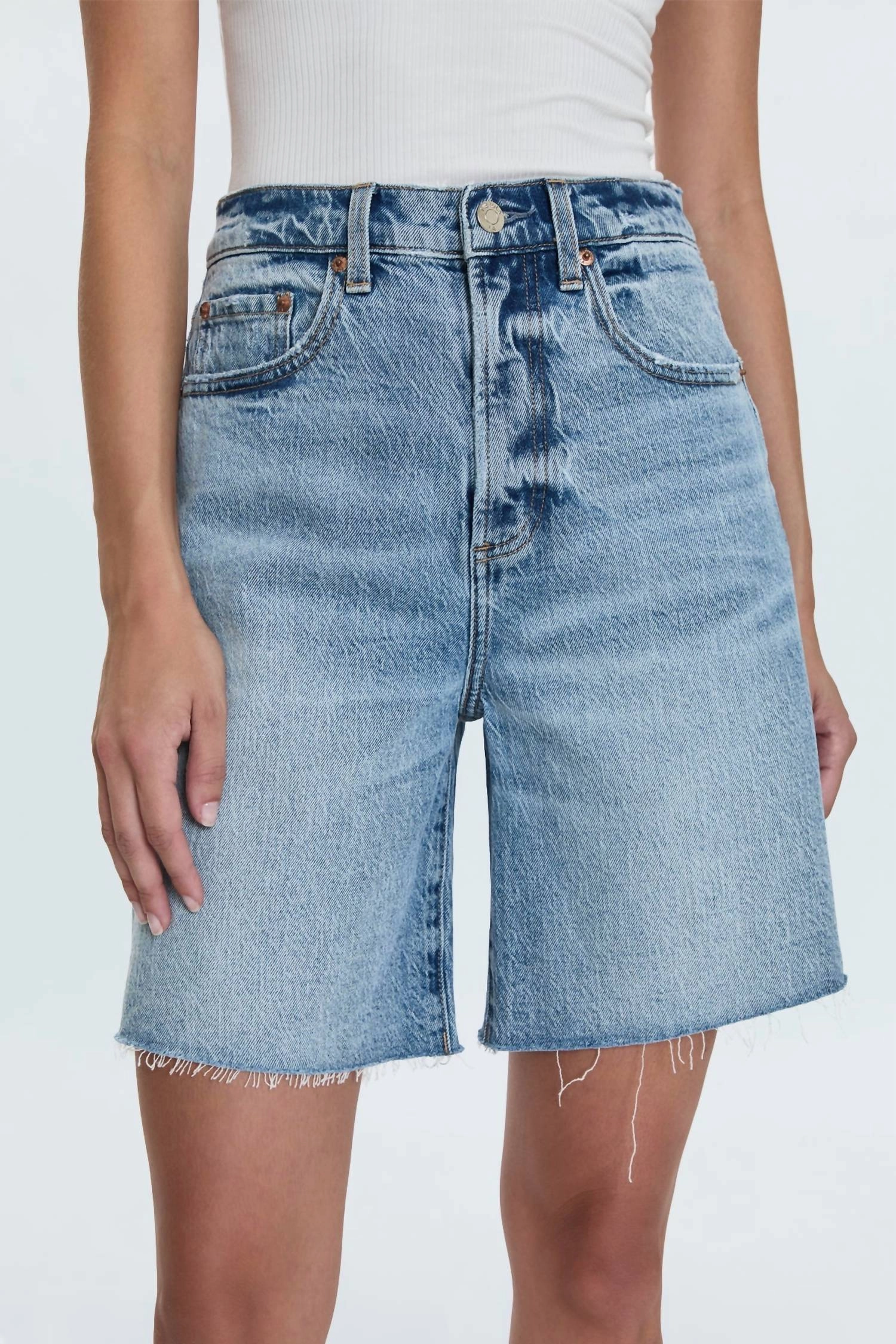Kaylee High Rise Pinched Loose Short In Boulder anti static coating Double Layered Hem