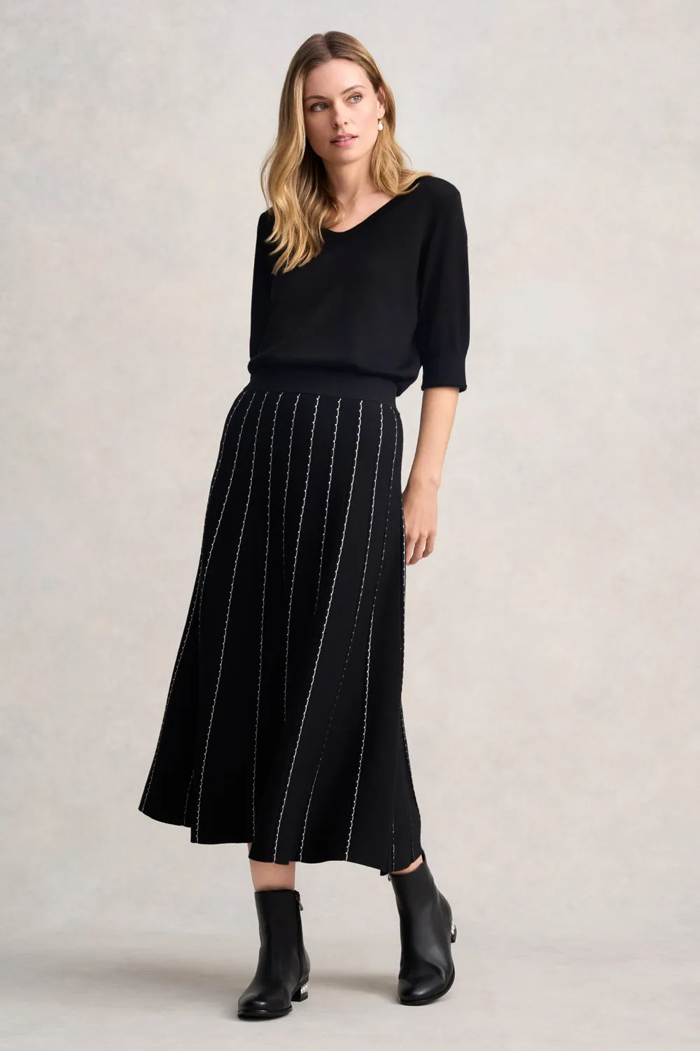 Simple Fashion Tear Resistant Knit Midi Skirt - Black
