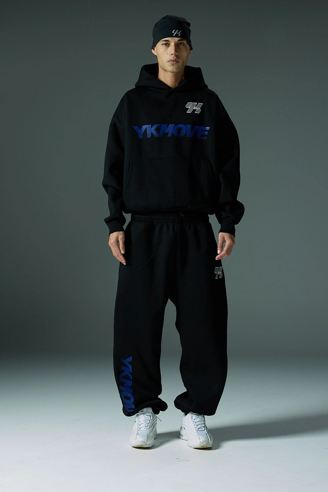 High Stretch Elastic Flatlock Seam Finish YK Move Activate Hoodie | Black