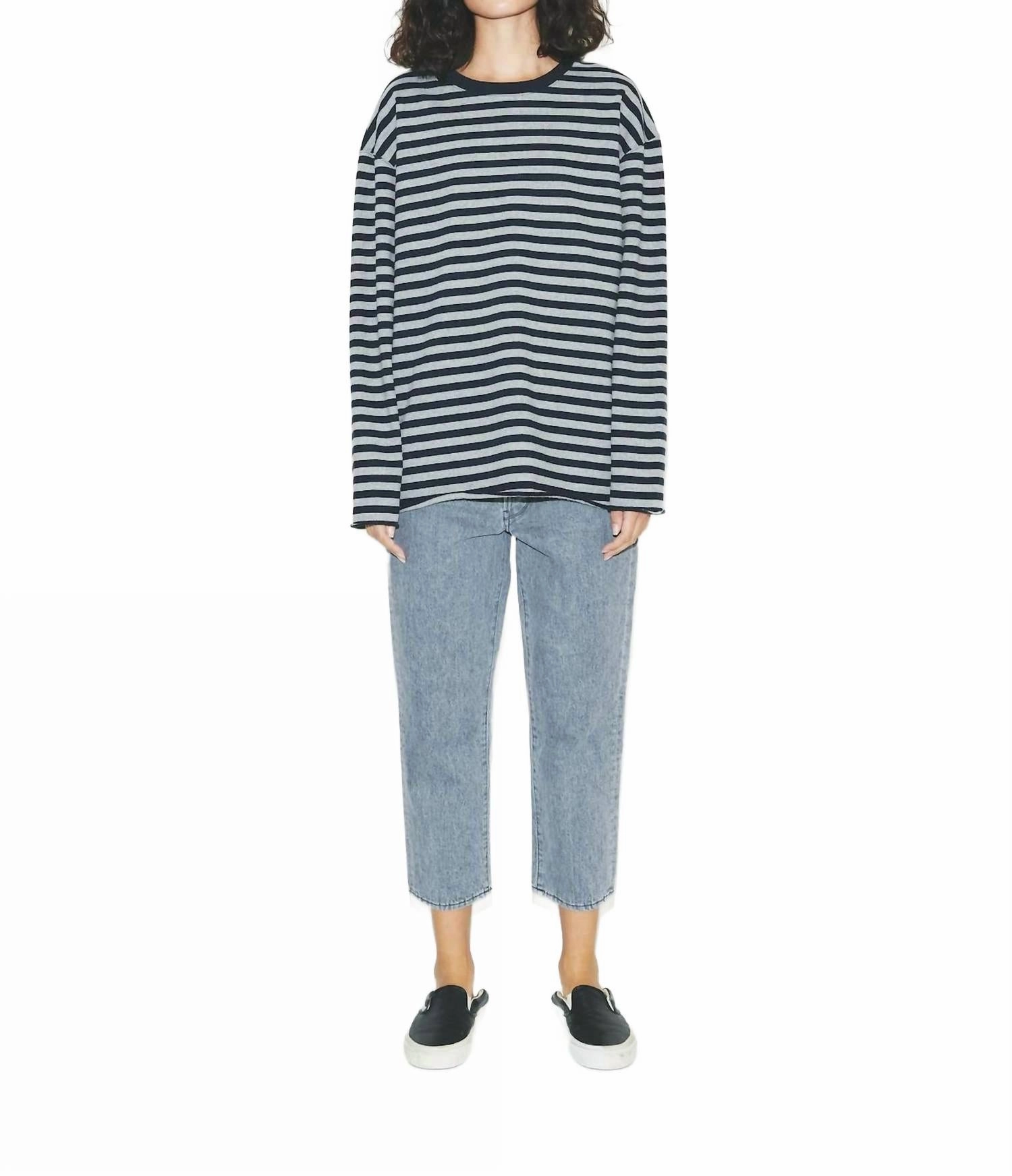 Versatile Apparel Cut Sweater In Black/grey