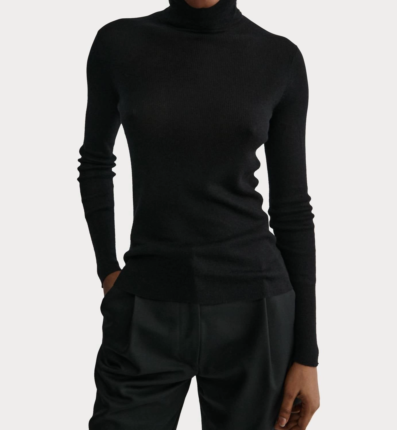 Lehto Turtleneck Sweater In Black Dynamic Ventilation Panels