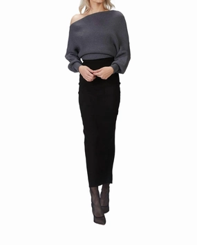 Leon Off-Shoulder Sweater In Charcoal Grey Winter Essential
