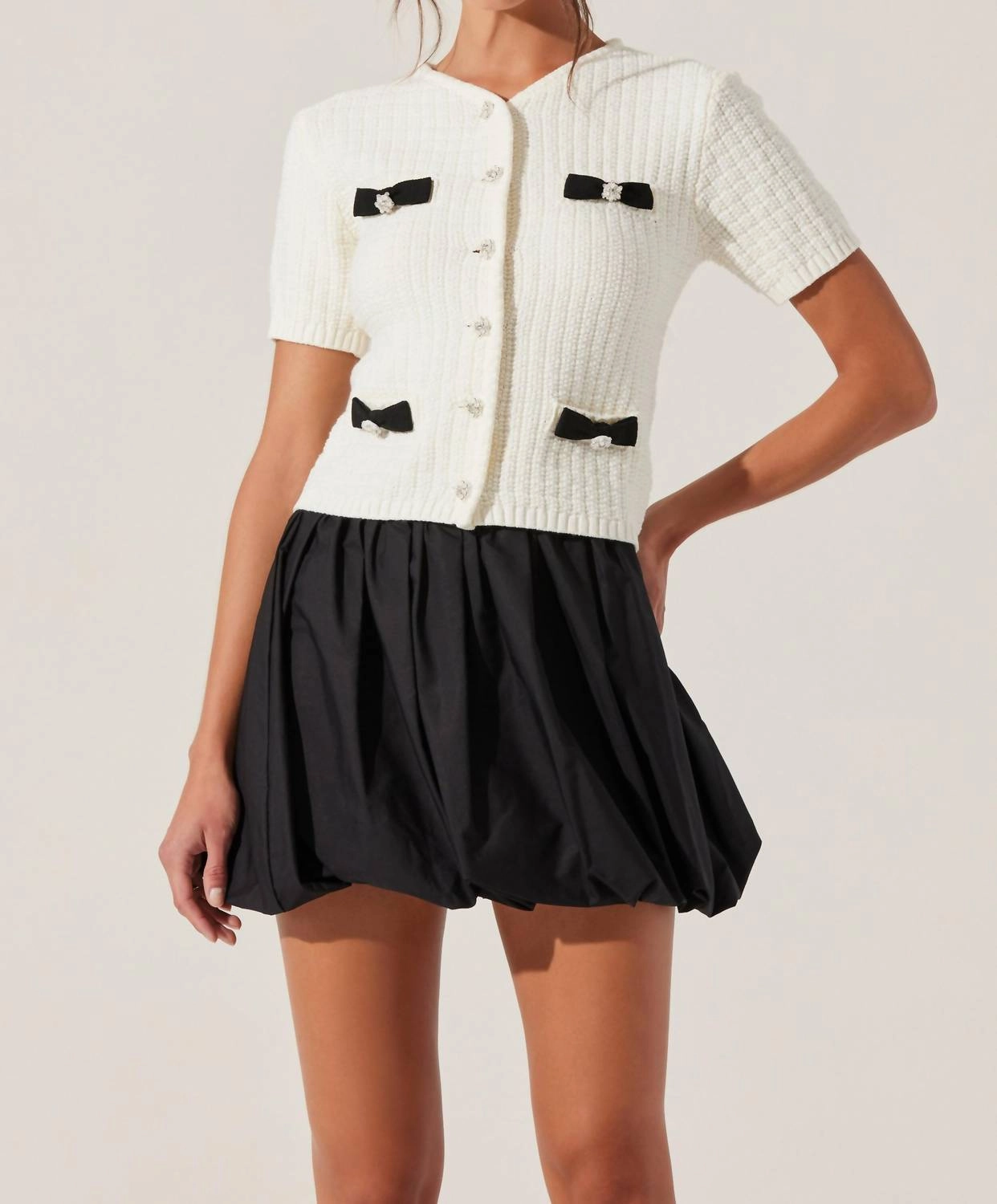 Libi Bubble Mini Skirt In Black Urban Pulse Side Slit