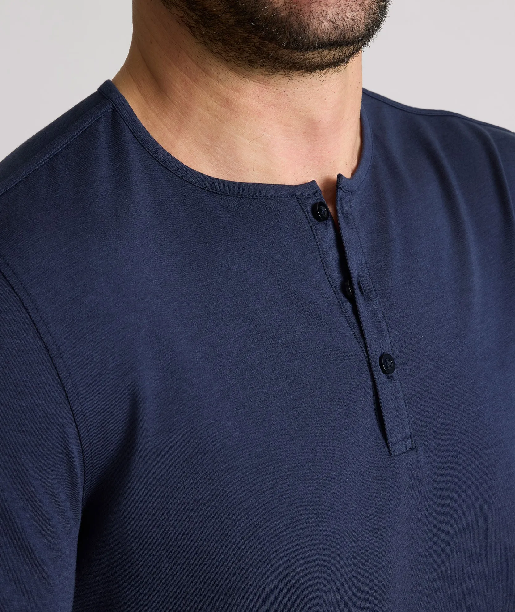 Summer Comfort Stylish piece EcoSoft? Short-Sleeve Henley