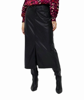 Long Vegan Leather Skirt With Slit In Black Calm Mood Breezy Look