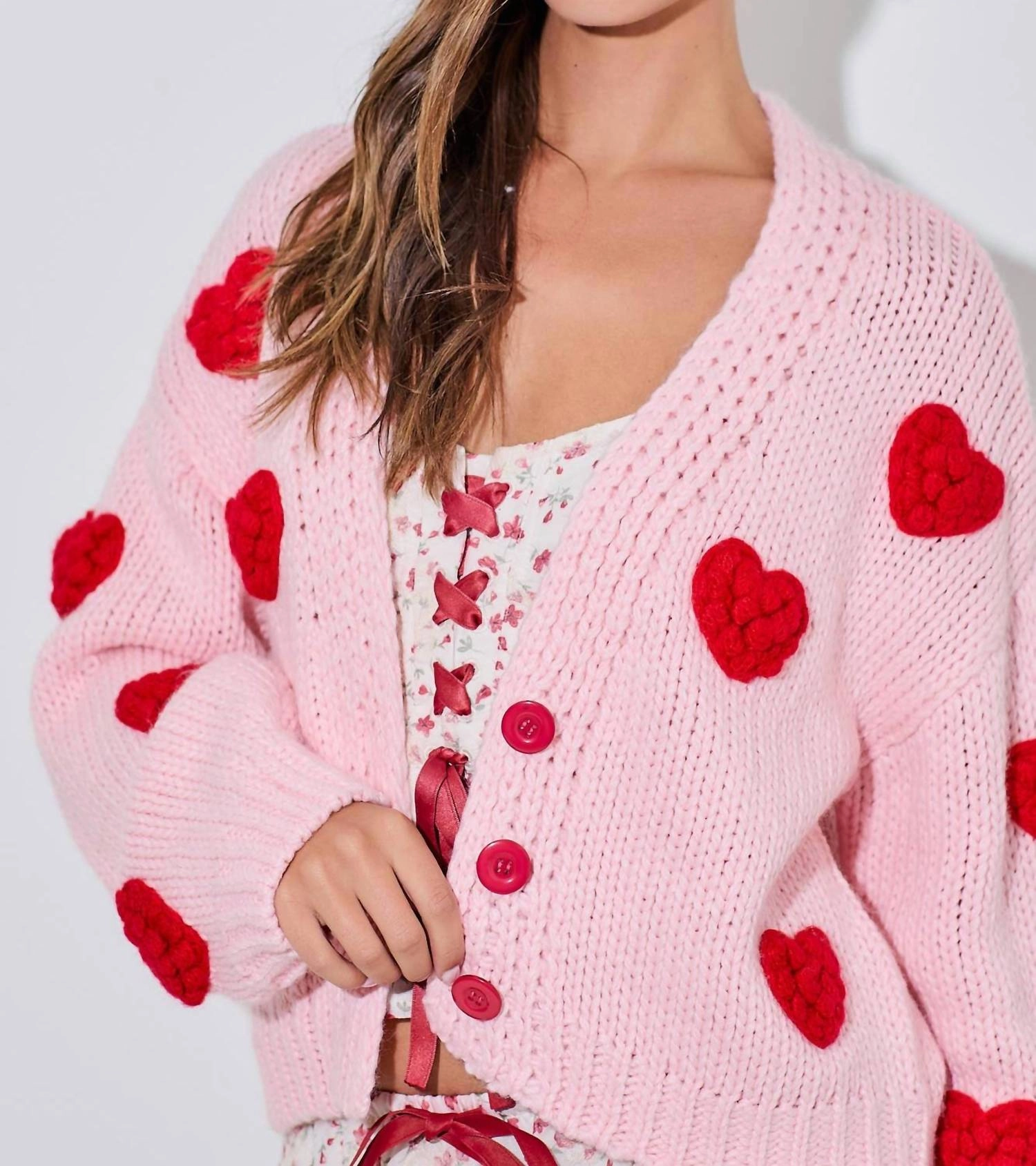 Lover Cropped Cardigan In Pink Winter Look Chic Knit