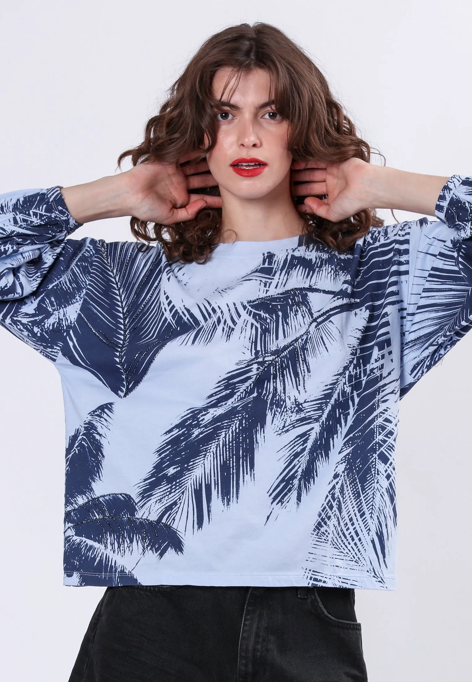 EPIDOTE TOP PALE BLUE Holiday Style Trend