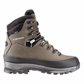Rugged Built Winter Walker SlipResistant Lowa Tibet GTX
