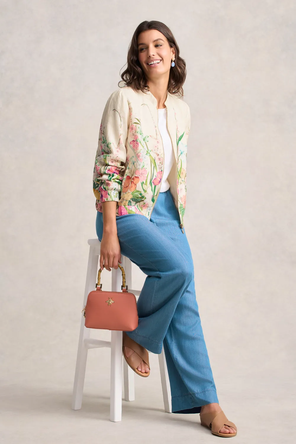 Wind Resistant Fabric Transitional Wear Resort Jacket ?C Botanical Print