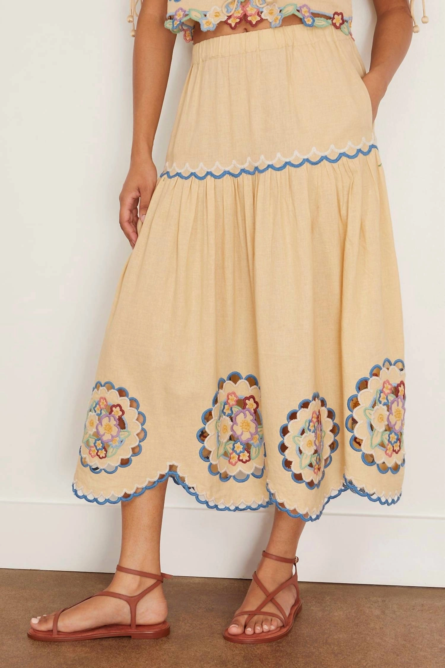 Subtle Detail Melinda Embroidery Skirt In Ecru