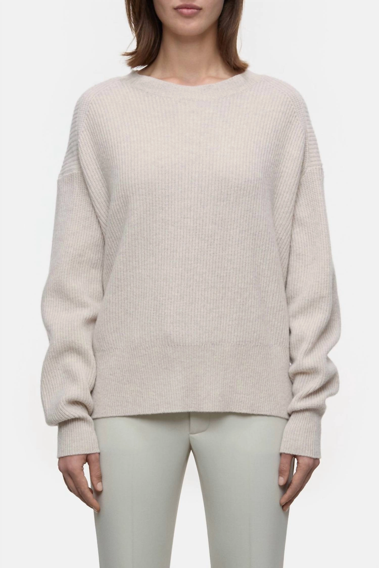 Effortless Wear Eco Conscious Manufacturing Merino Wool Jumper In Pearl Beige