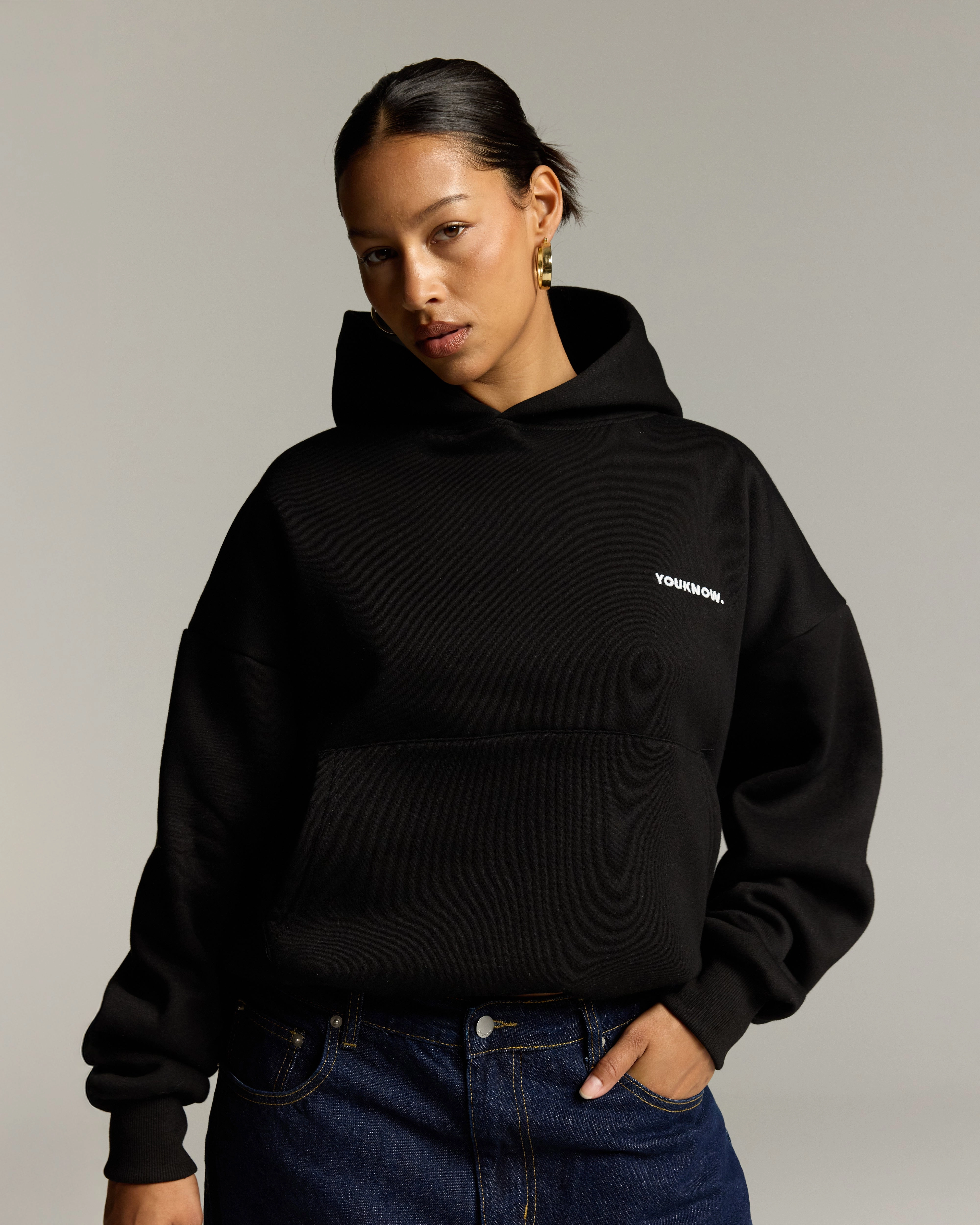 Weekend Casual Core Box Hoodie | Black