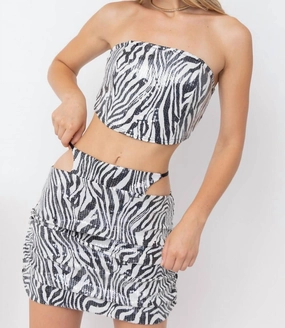 Street Style Sustainable Millie Sequin Zebra Skirt In Black-White