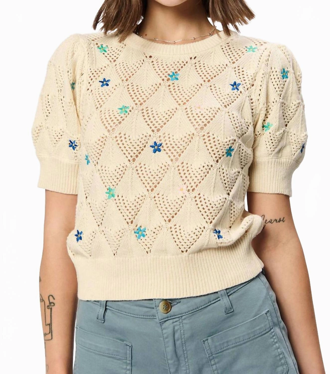 Fashion Forward Julia Sweater In Cream