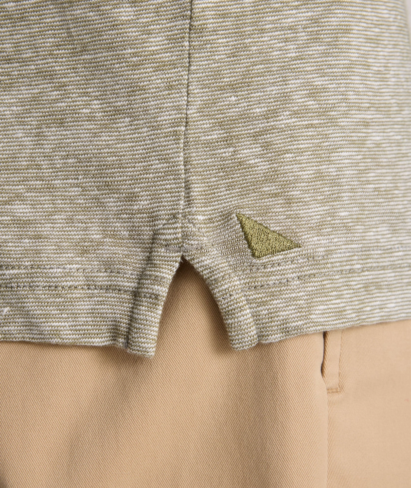 Cotton-Linen Johnny Collar Polo Subtle ToneOnTone Stitching Microfiber Textile