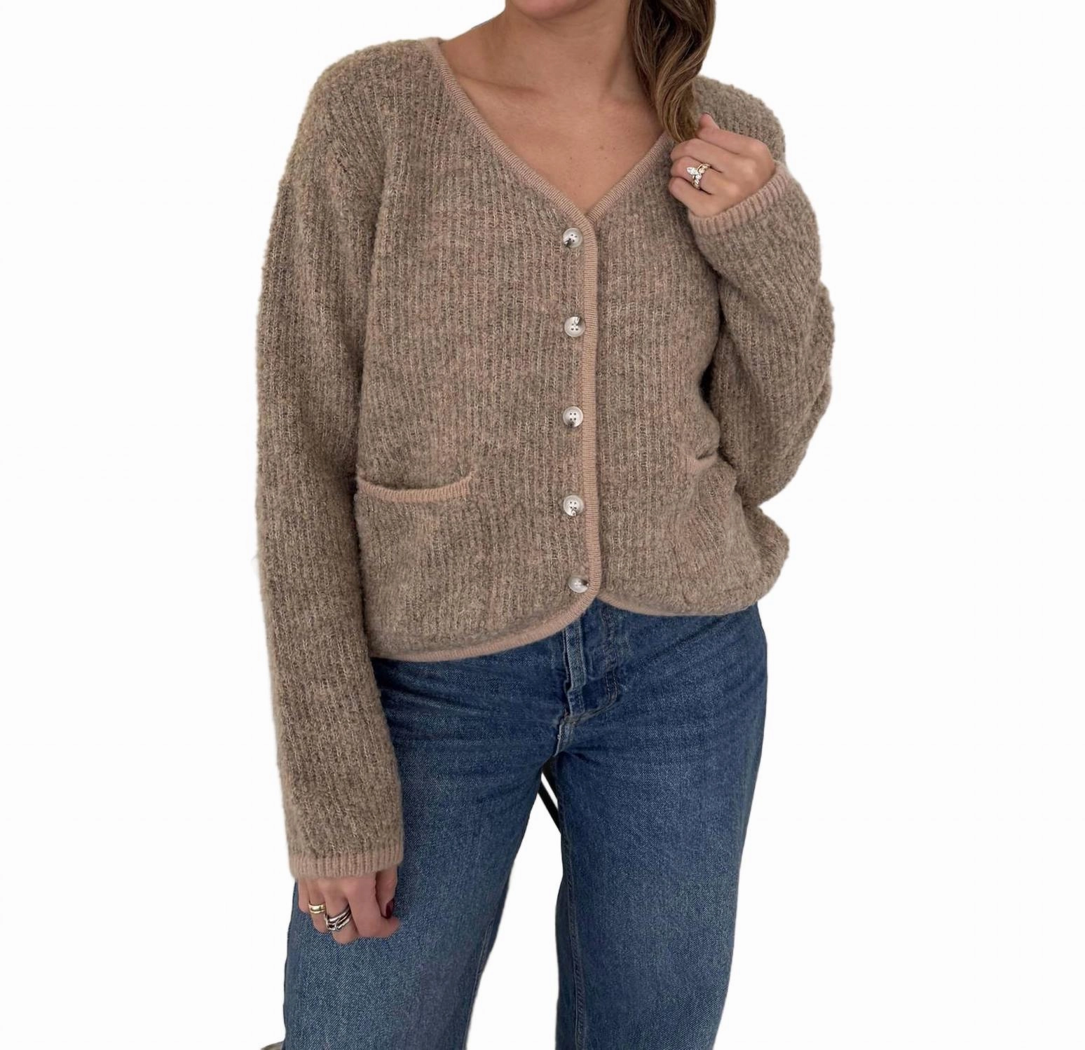 Anti Static Finish Sophisticated Look Morgan Wool Boucle Buttoned Cardigan Top In Brown