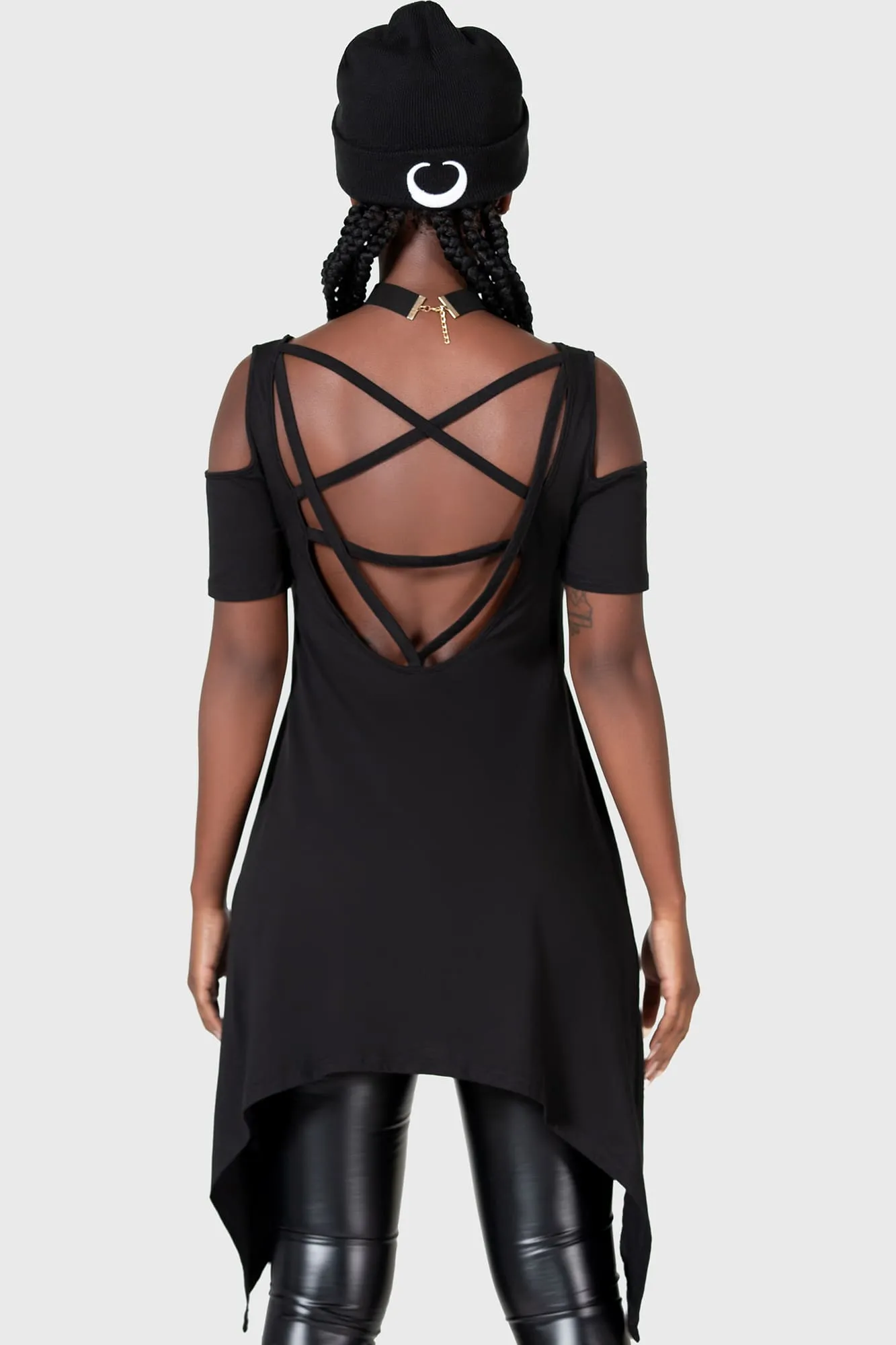 Breathable Look Witchiness Cold Shoulder Top