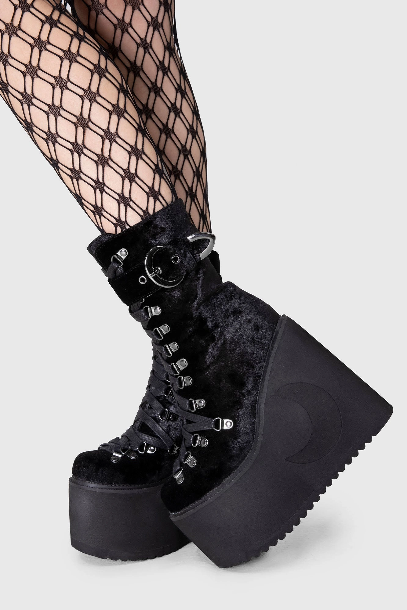 Mournful Steps Boots Reflective Safety Details Crisp Lines