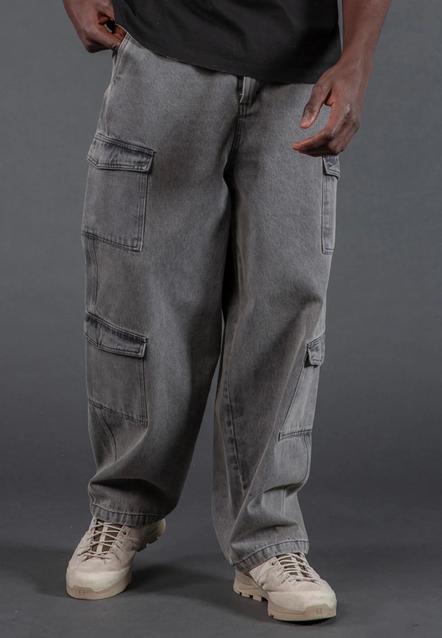 MULTI POCKET CARGO QUANTUM PANTS WASHED CHARCOAL Shape Retention Soft Interior