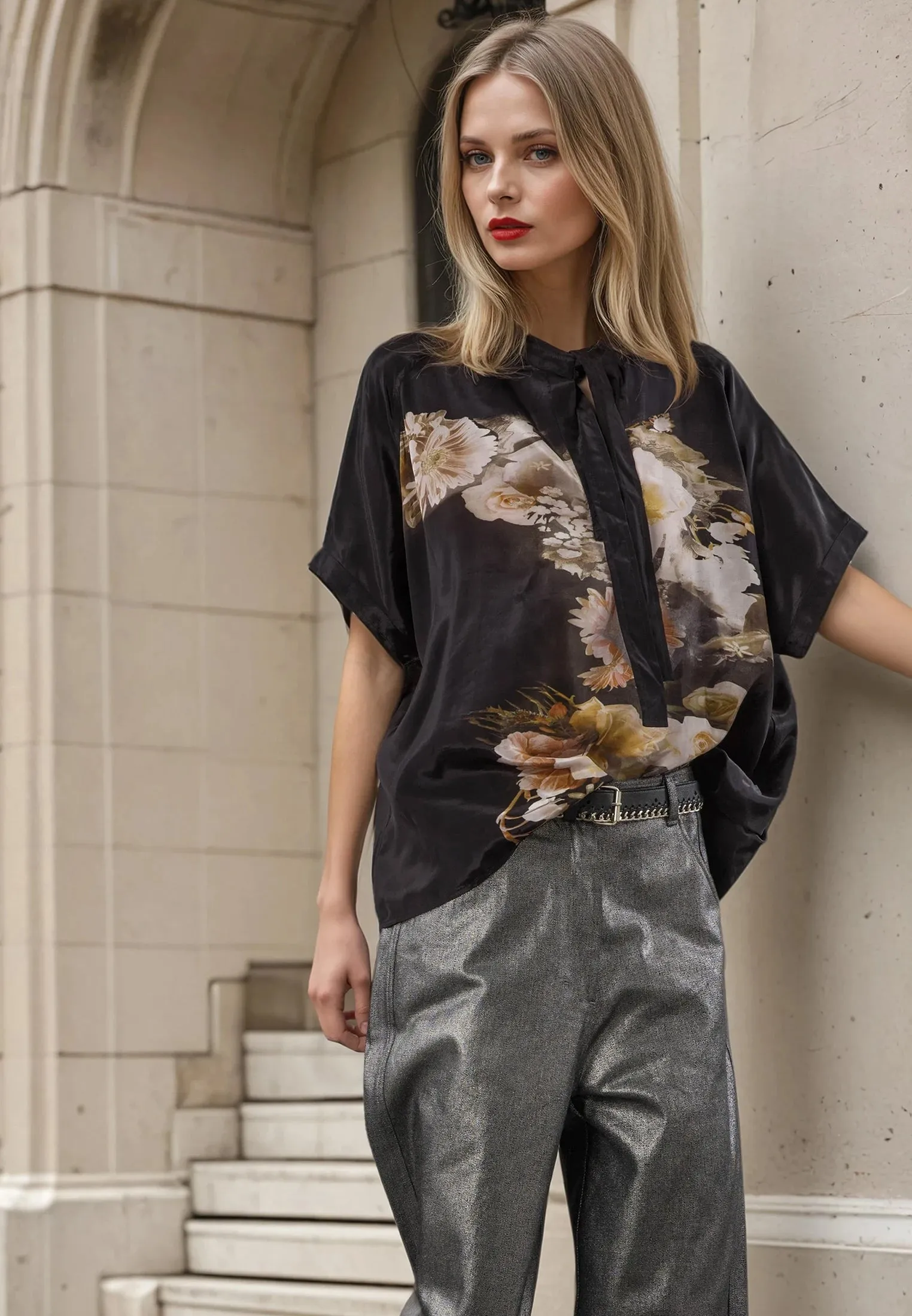 LOLA TOP FALLEN NEUTRAL Airflow Mesh Panels Timeless casual wear