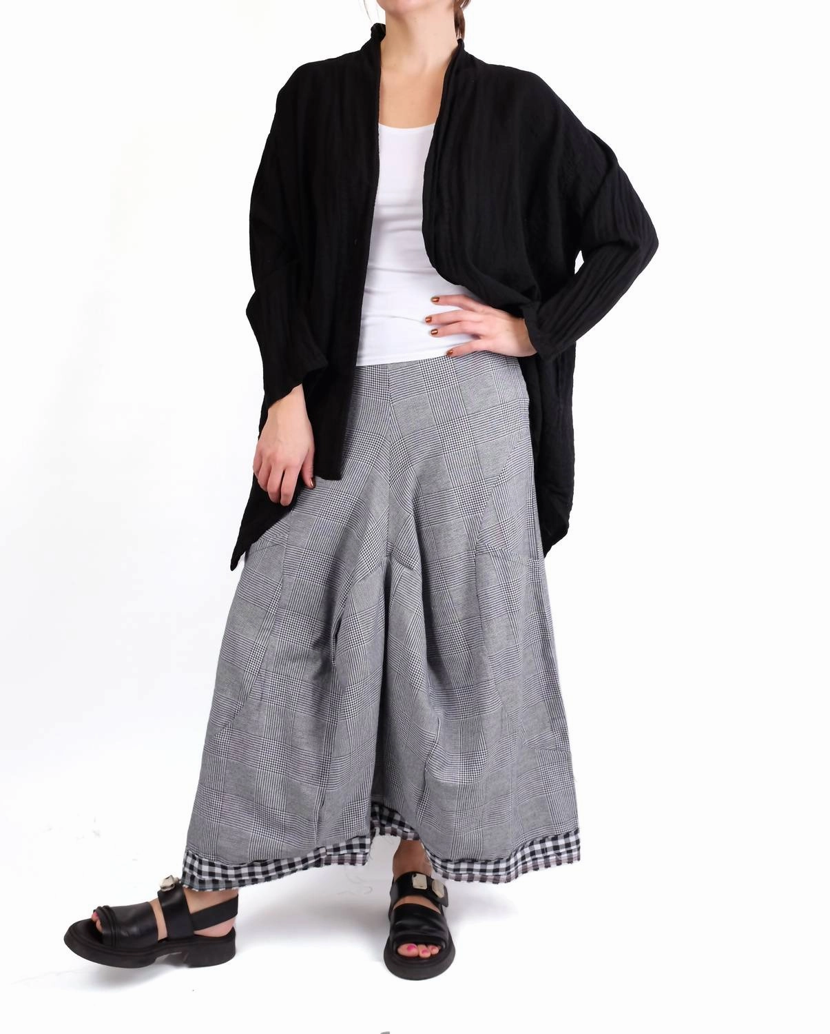 Portia Skirt In Black/white Everyday Vibe