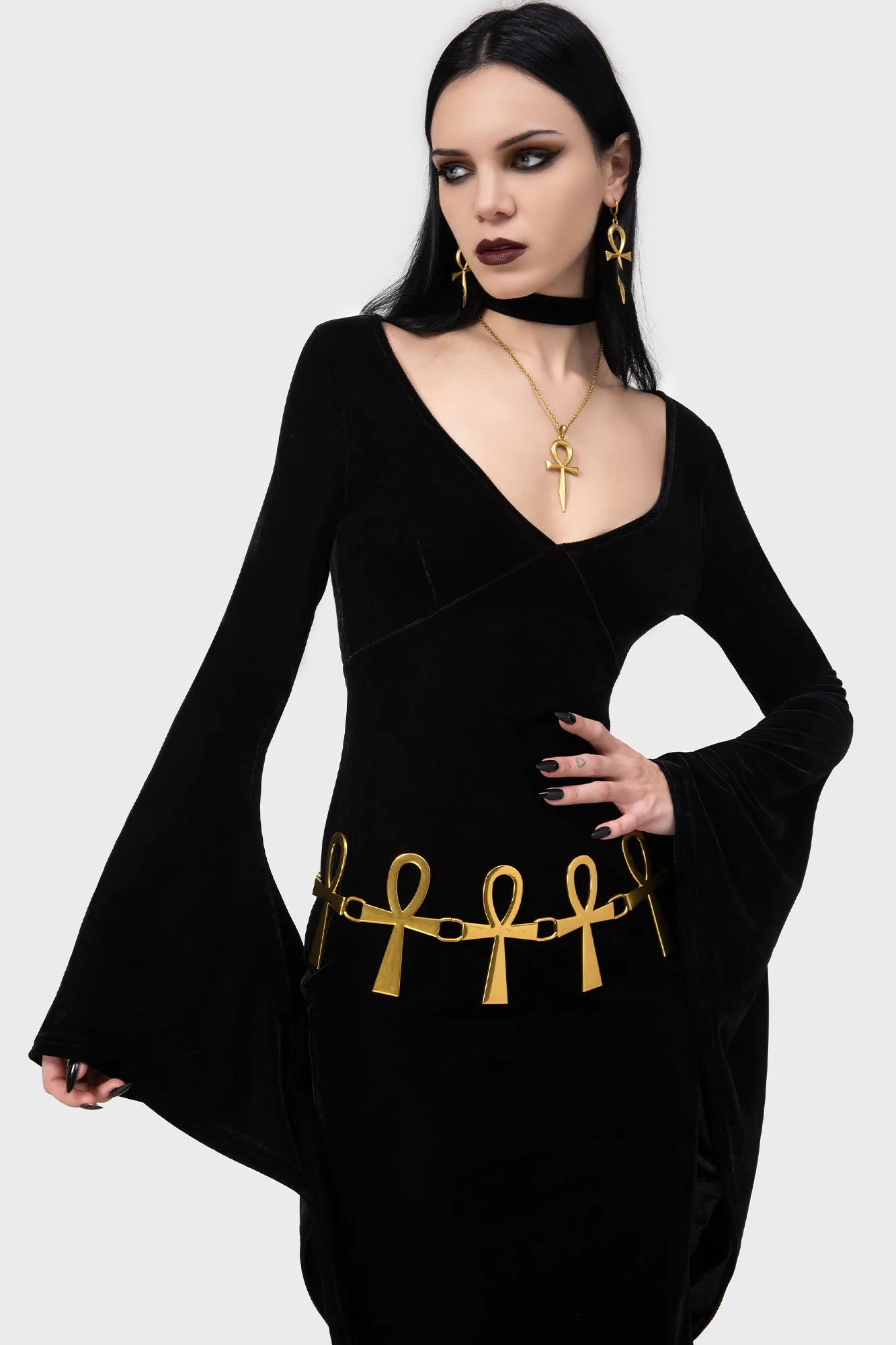 Netheria Dress Elegant Look Noble Glow