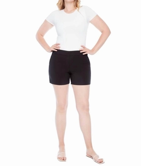 TemperatureRegulating Antibacterial Lisa Solid Amalfi Short In Black