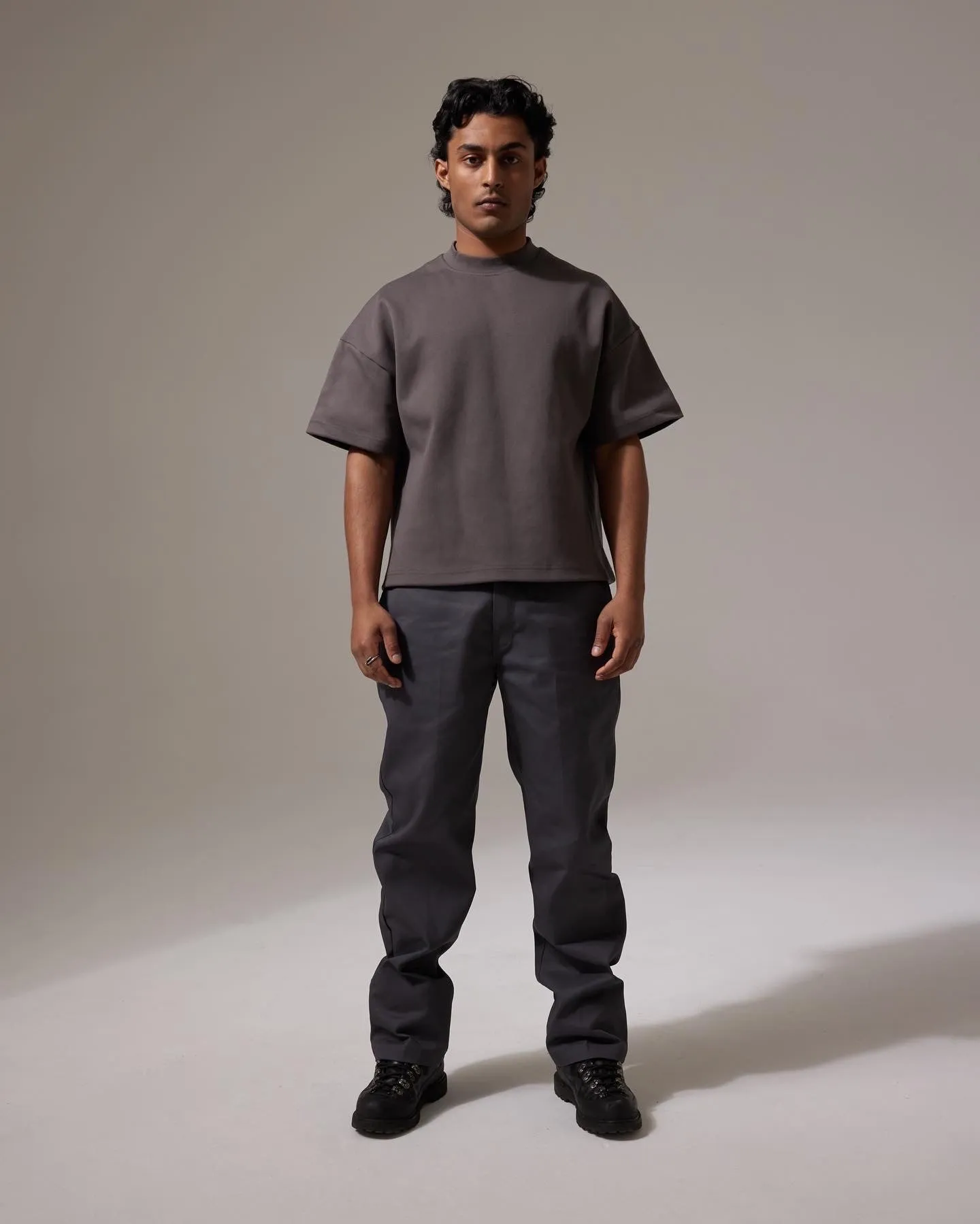 Reinforced Shoulder Seams Nothing Heavyweight Tee | Concrete