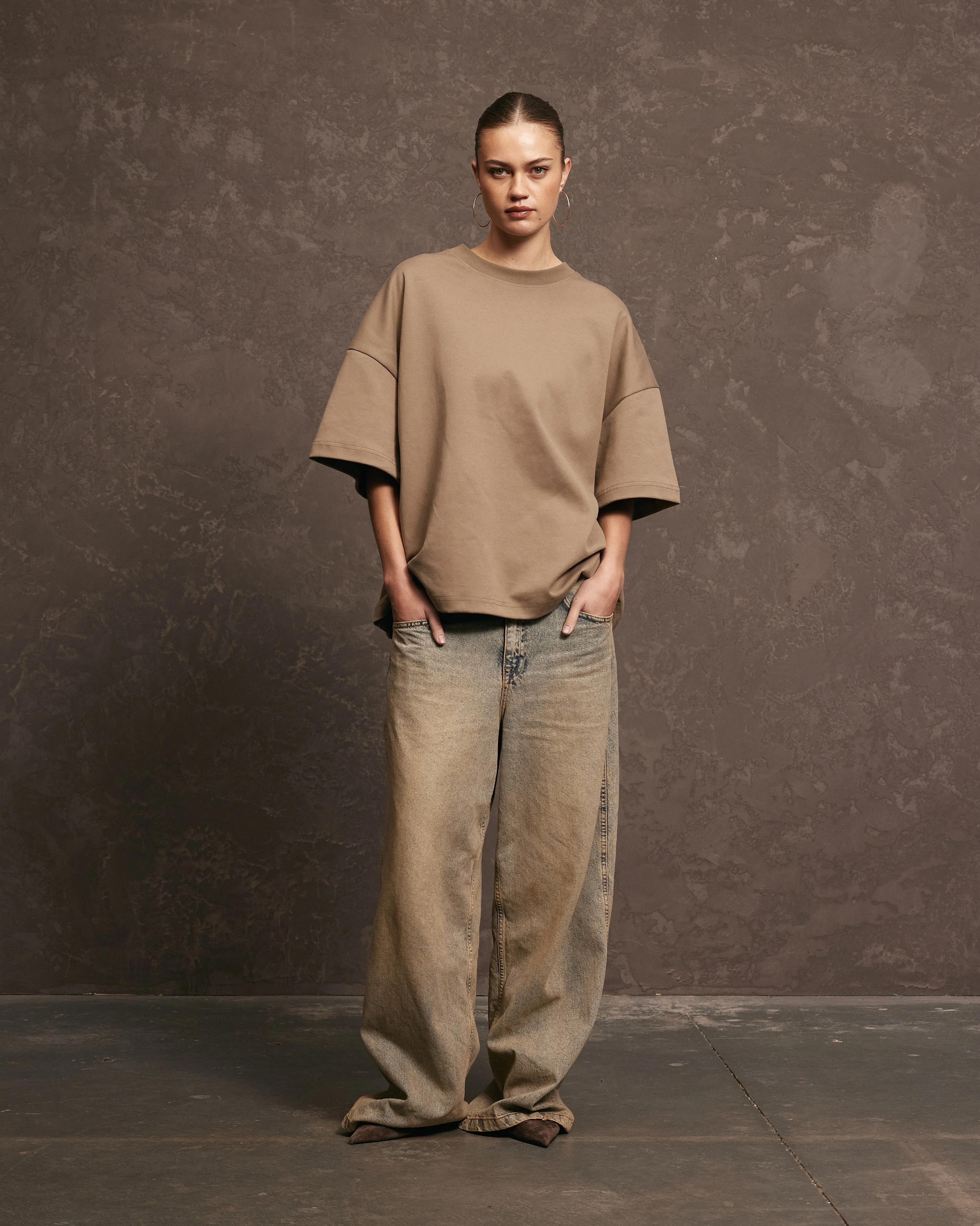 Nothing Heavyweight Tee | Taupe Casual layering piece Casual Comfort Layer