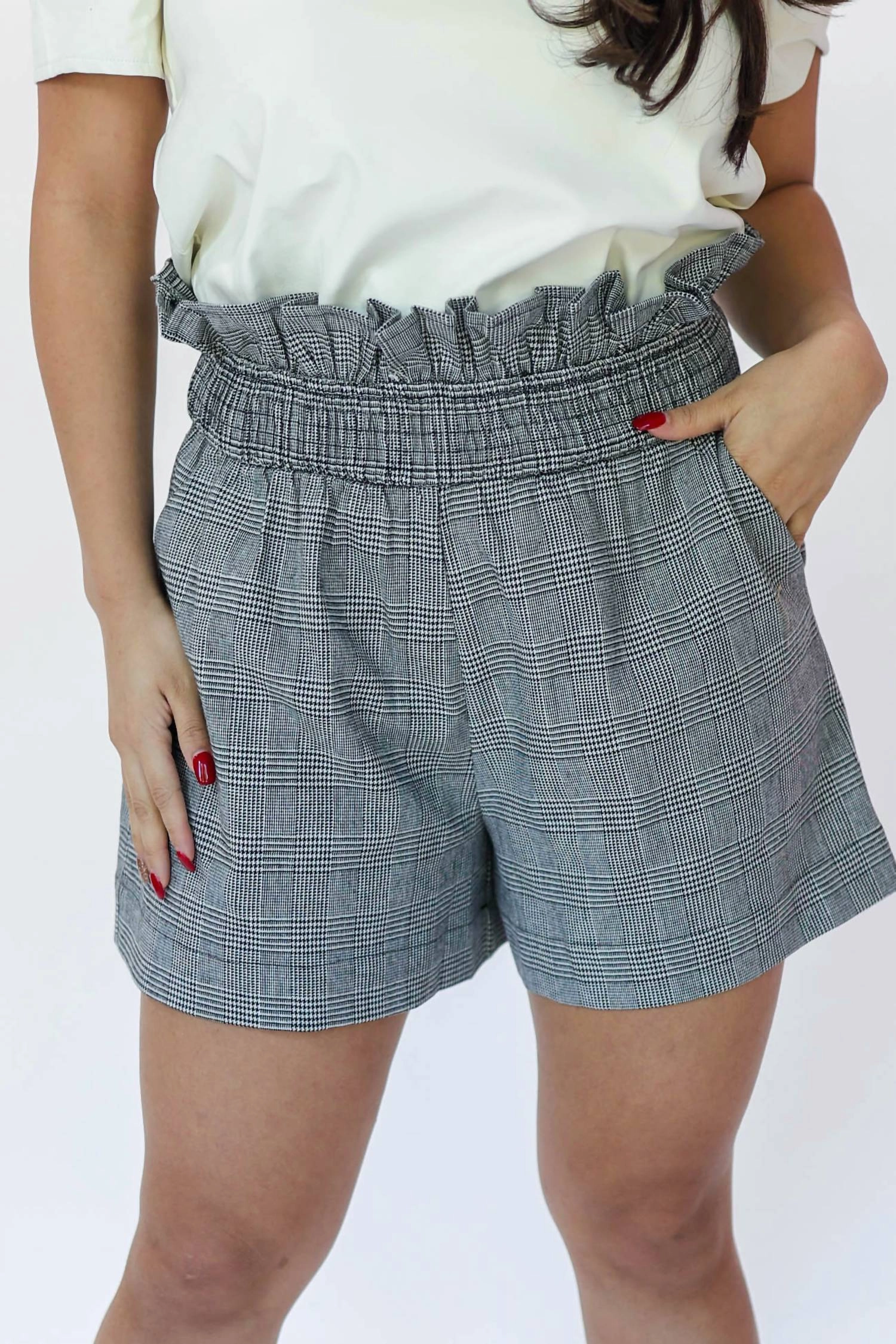 suit jacket Feelin' Free Shorts In Black