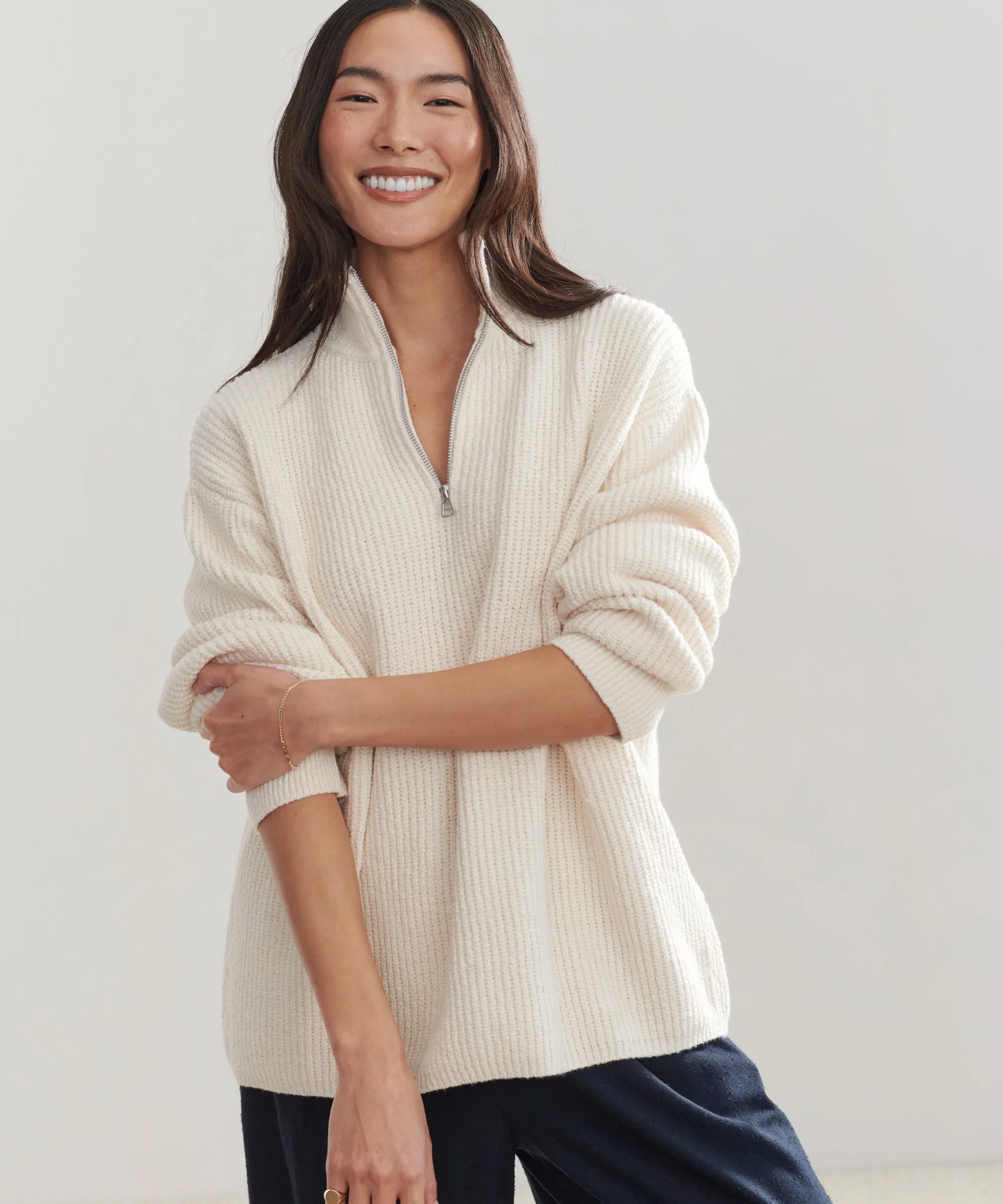 Ventilated Armhole Design Airy Feel Oversized Half Zip