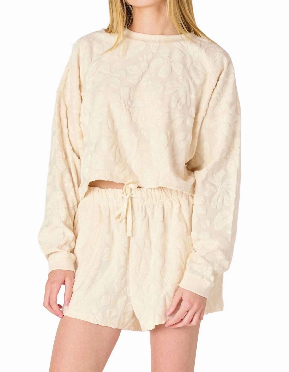 Chic Style Patterned Lounge Top In Cream