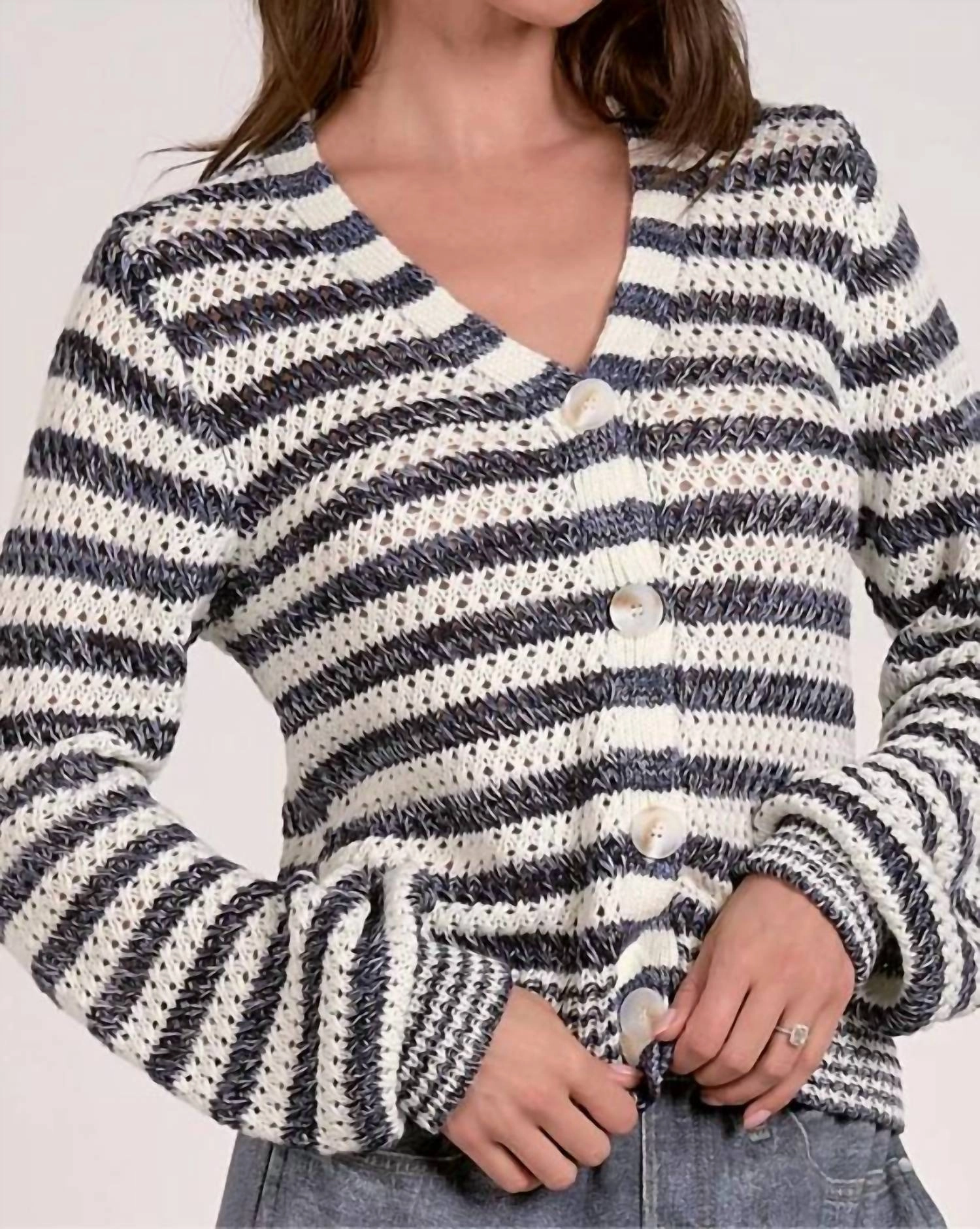 Comfy Knitwear Winter Knit Layer Vnk Stripe Cardigan In Blue